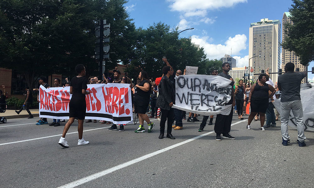 Black Lives Matter Blocks St. Louis Highway